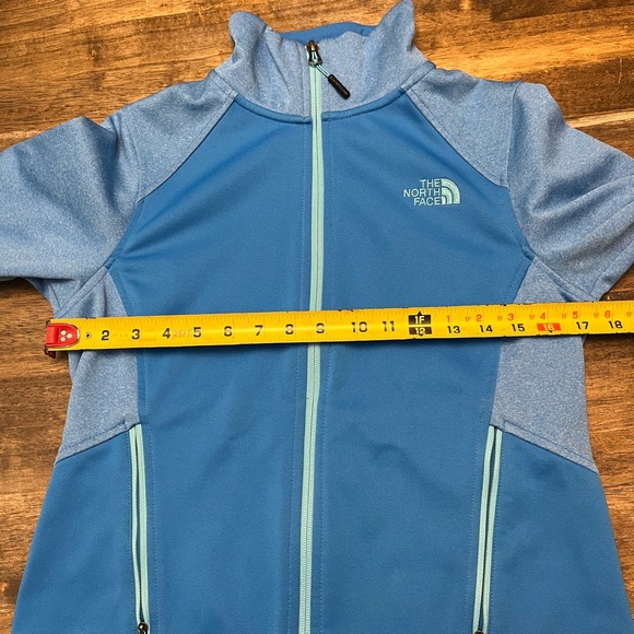 Women’s North Face Soft Shell Jacket. Size Small - Picture 7 of 7